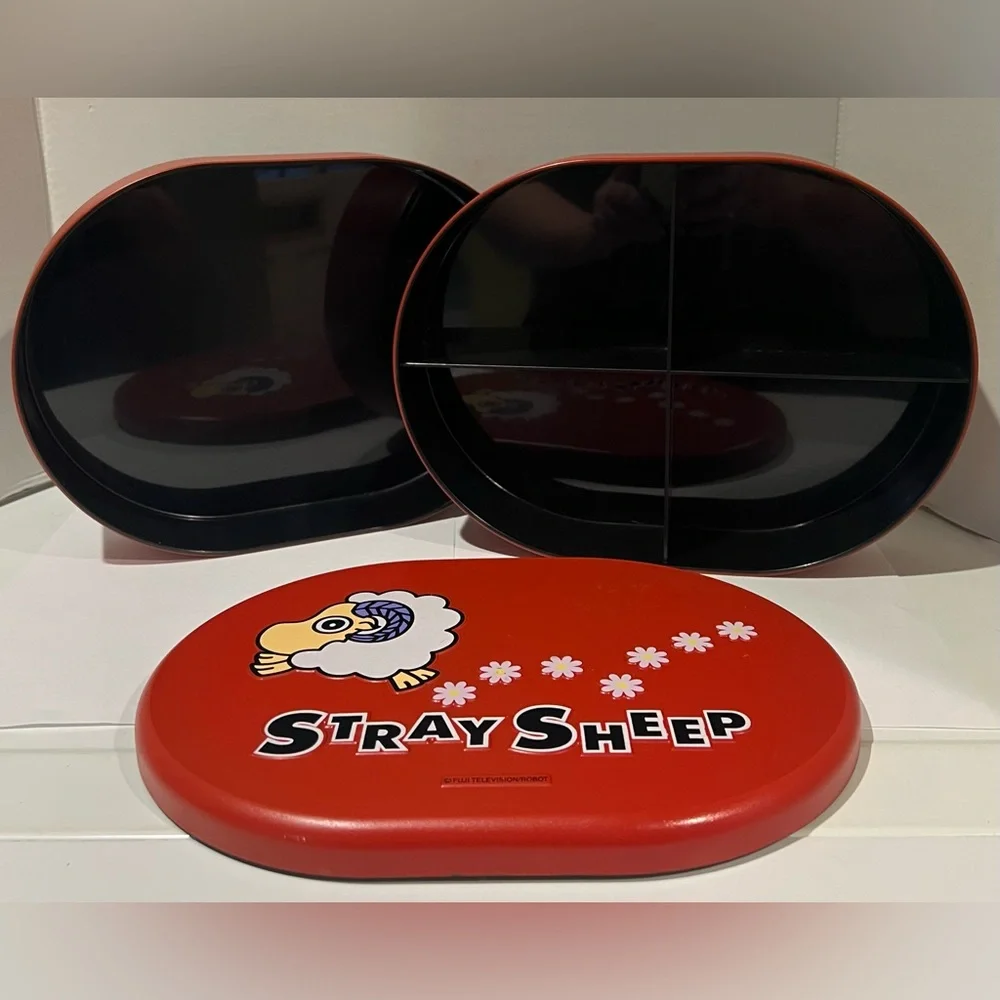 Stray Sheep Poe Fuji Television Robot Bento Jewelry Storage Container & 4 Plates